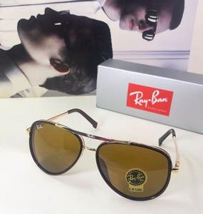 Ray-Ban Sunglasses 752